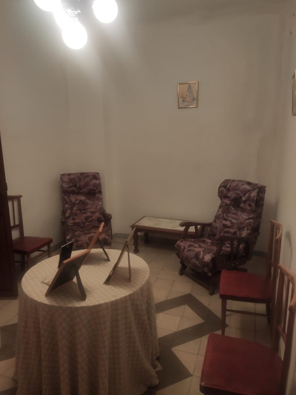  EXCELENTE CASA CON COCHERA EN MULA